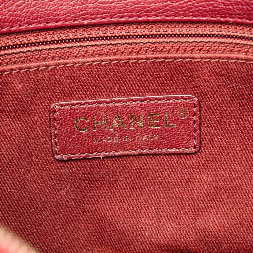 Chanel Medium Calfskin Coco Curve Flap Red Leather Very good condition - Box View