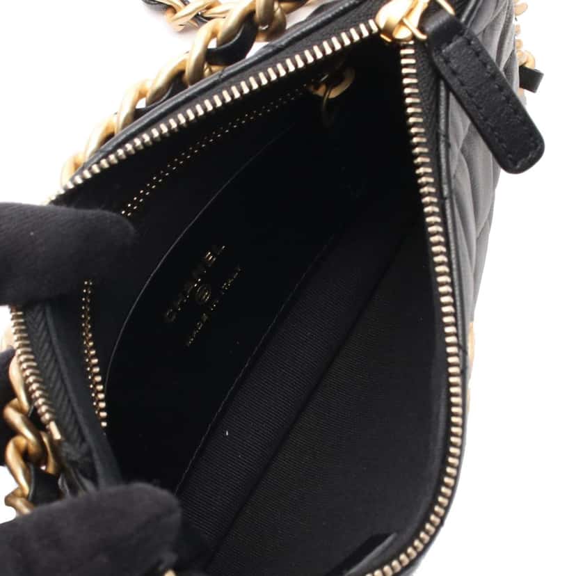 Chanel Quilted Lambskin Chain Around Hobo Black Leather Good condition - Inside View