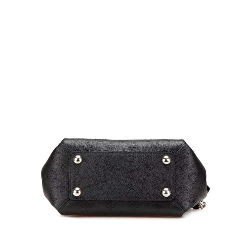 Louis Vuitton Monogram Mahina Babylone Chain BB Black Leather Good condition - Inside View