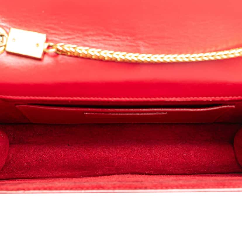 Saint Laurent Small Leather Betty Crossbody Red Leather Good condition - Model View