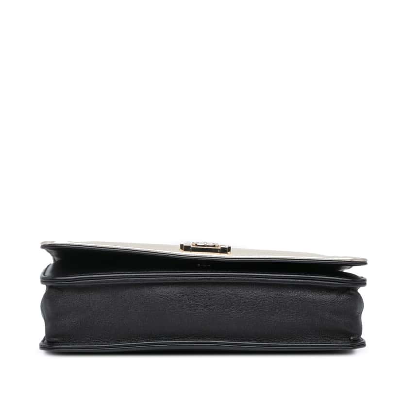 Chanel Bicolor Calfskin Boy Wallet On Chain Black Leather Good condition - Inside View