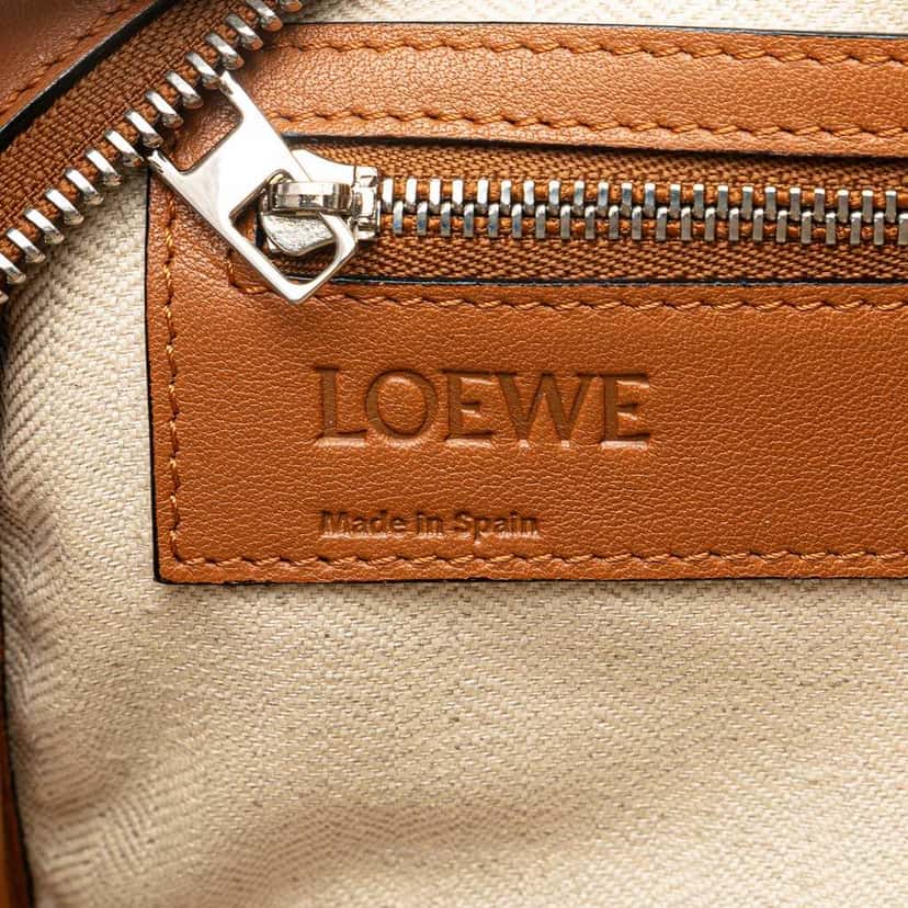 Loewe Leather Puzzle Clutch Brown Leather Good condition - Box View