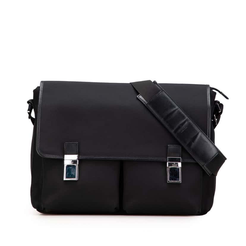 Gucci Nylon Messenger Bag Black Good condition - Front View