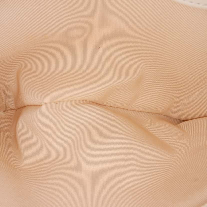 Chanel Quilted Calfskin Pearl CC Accordion Flap White Leather Good condition - Box View