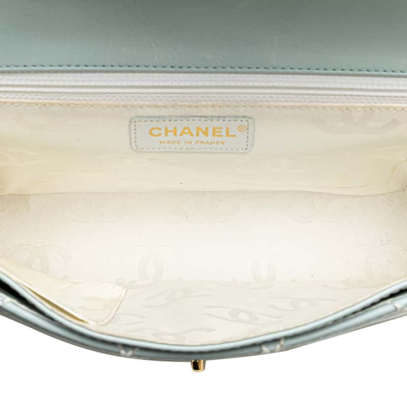 Chanel Quilted Lambskin Wild Stitch Top Handle Flap Blue Leather Good condition - Model View