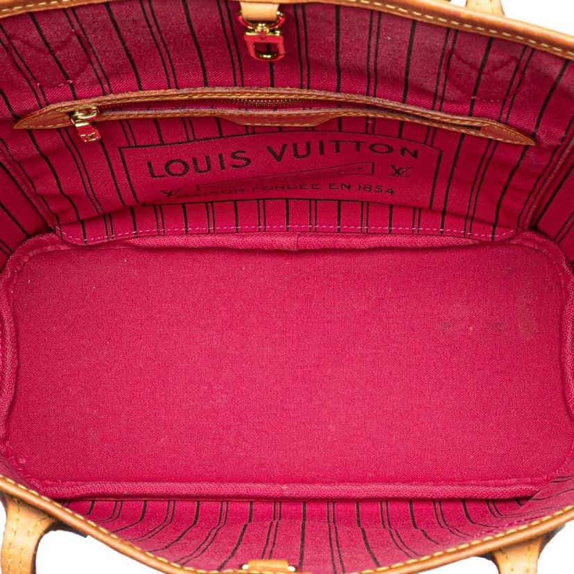 Louis Vuitton Monogram Neverfull PM Brown Canvas Good condition - Model View