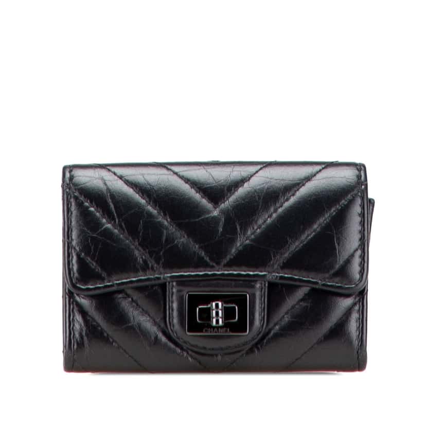 Chanel Reissue Chevron Quilted Aged Calfskin Card Holder Wallet Black Leather Good condition - Front View