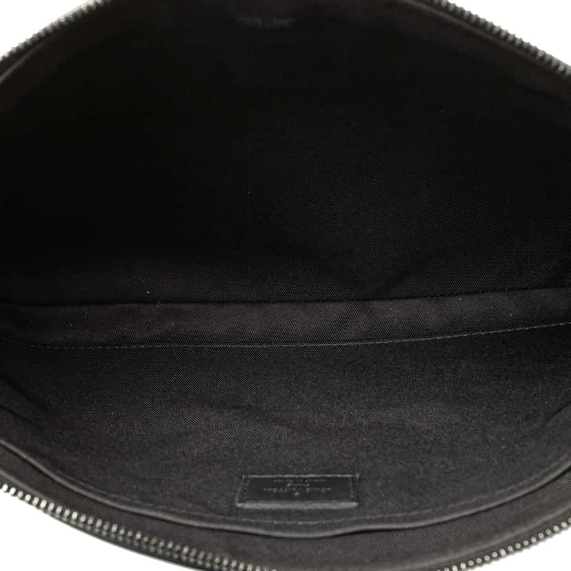 Louis Vuitton Monogram Shadow Discovery Pochette Black Leather Good condition - Model View