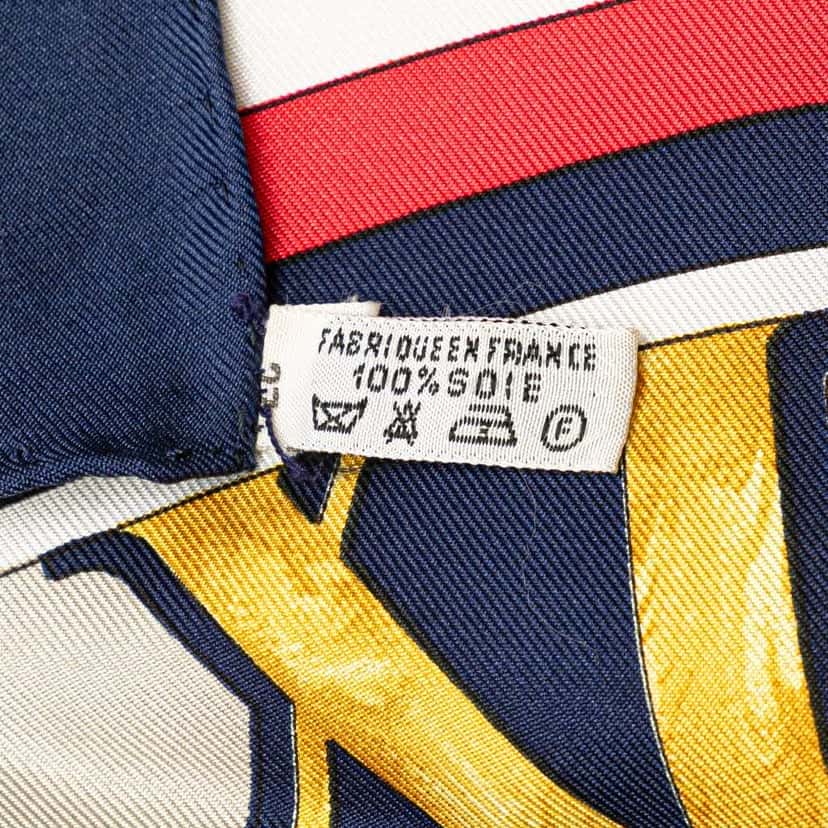 Hermès Parmi Les Fleurs Je Compte Les Heures Silk Scarf Blue Silk Good condition - Back View