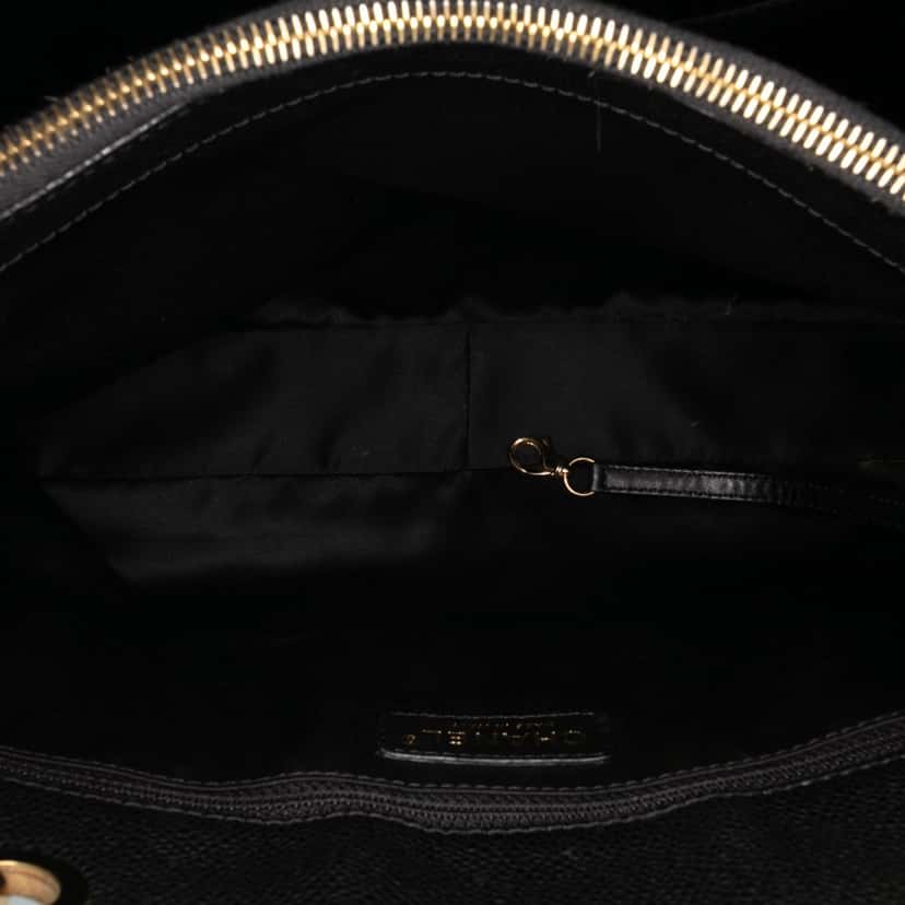 Chanel Caviar Grand Shopping Tote Black Leather Good condition - Box View