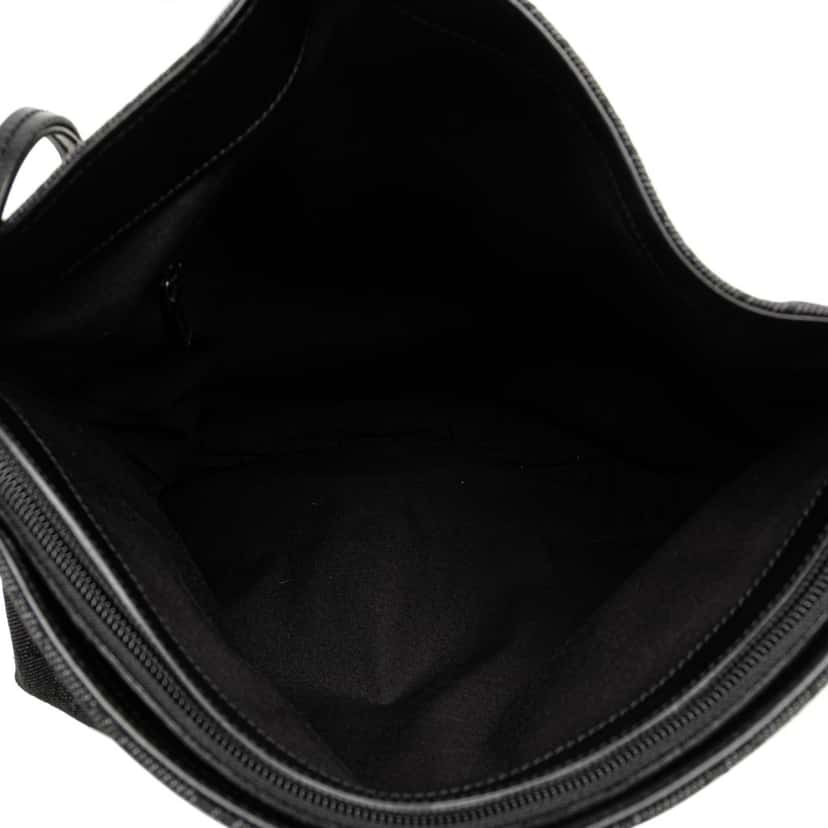 Gucci Large GG Denim Horsebit Classic Ring Hobo Black Denim Good condition - Model View