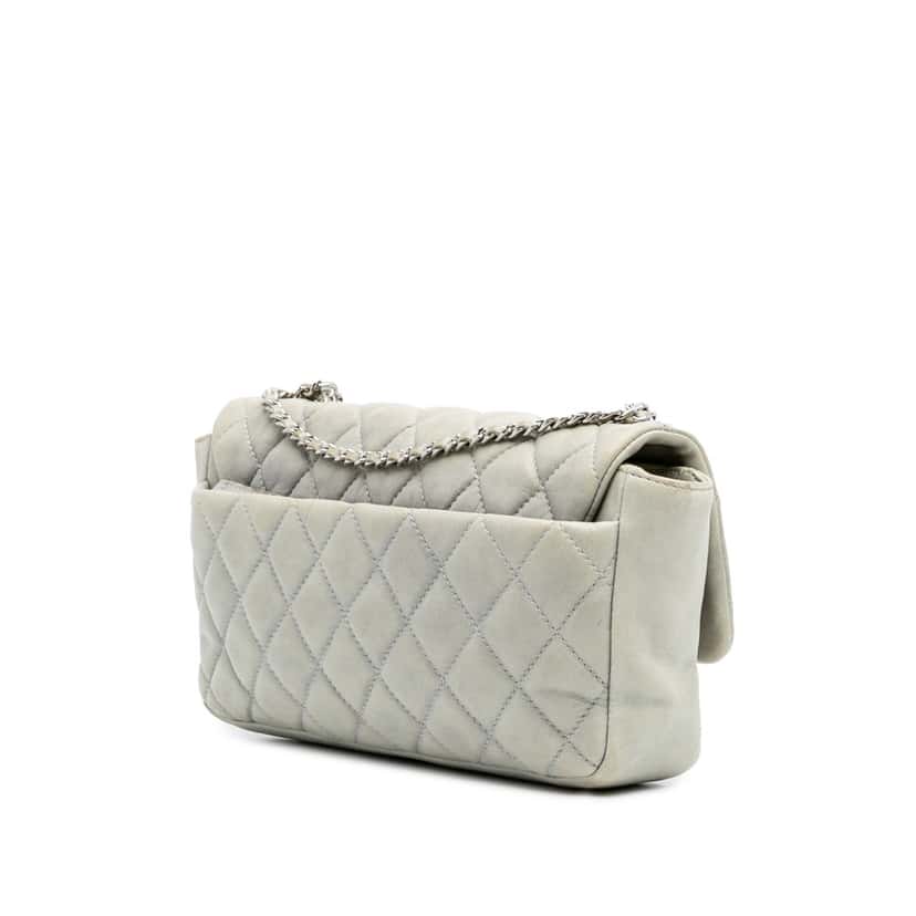 Chanel Medium Quilted Lambskin Coco Rain Flap Grey Leather Good condition - Back View