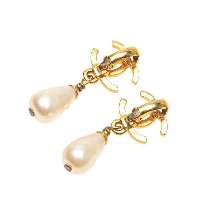 Chanel Gold Plated CC Faux Pearl Drop Clip on Earrings Gold Metal Good condition - Back View