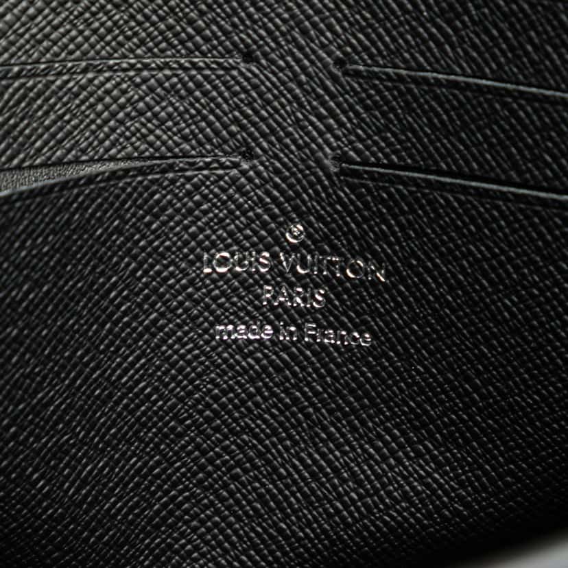 Louis Vuitton Monogram Eclipse Pochette Voyage MM Black Canvas Good condition - Box View