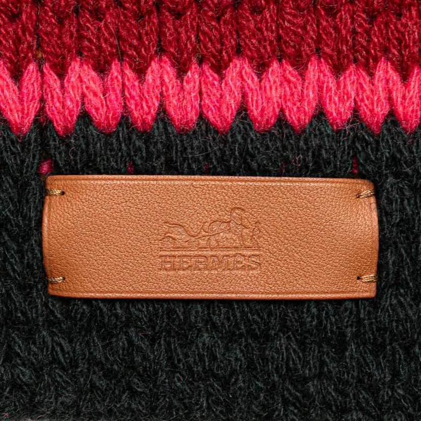 Hermès Grande Tenue Cashmere Scarf Pink Wool Very good condition - Back View