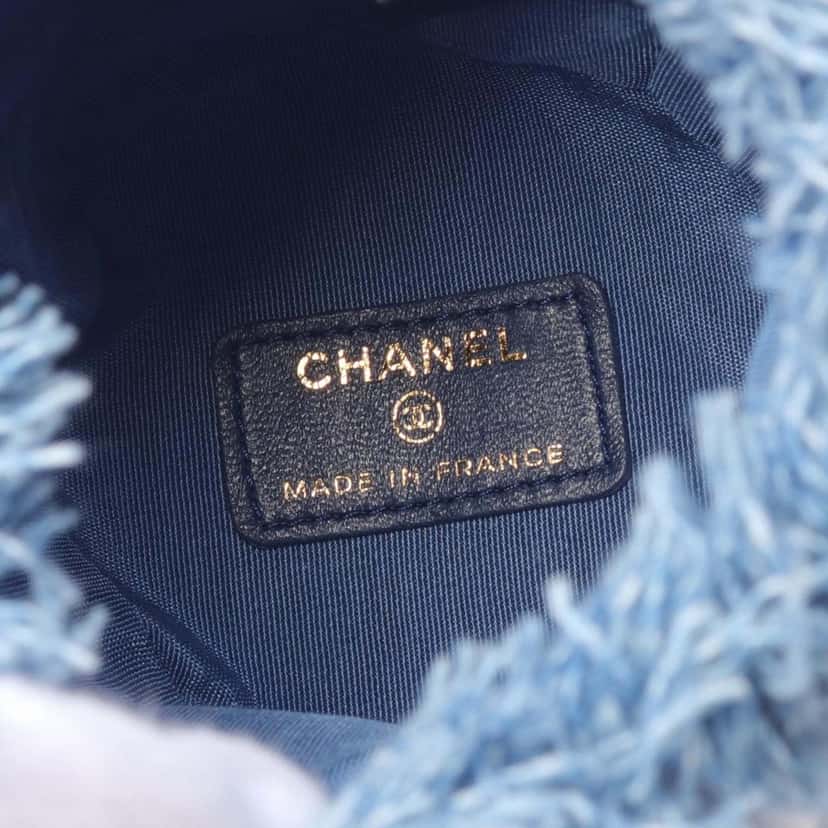 Chanel Mini Quilted Denim Mood Bucket with Chain Blue Denim Good condition - Model View