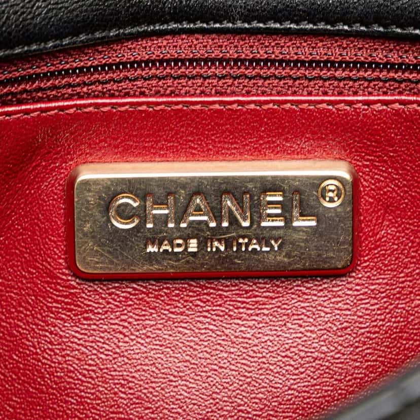 Chanel Medium Quilted Lambskin Westminster Pearl Flap Black Leather Good condition - Box View