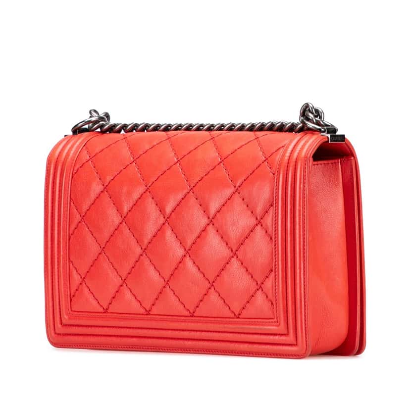 Chanel Medium Quilted Calfskin Wild Stitch Boy Flap Red Leather Good condition - Back View