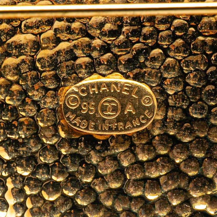 Chanel Gold Plated CC Flower Brooch Gold Metal Good condition - Inside View