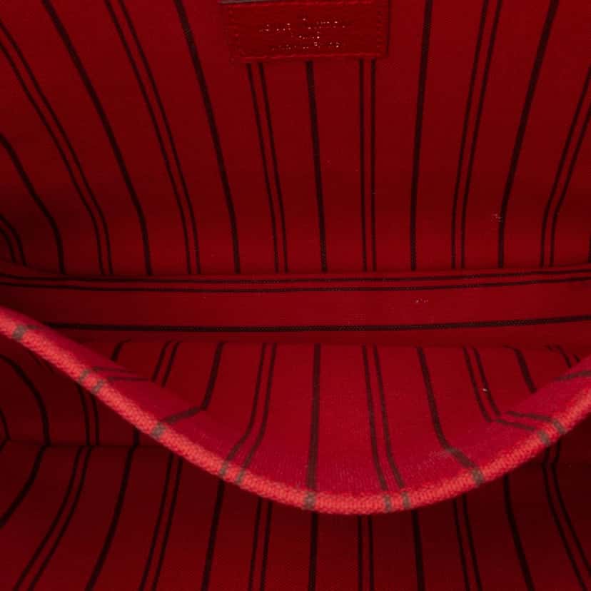 Louis Vuitton Monogram Empreinte Pochette Metis Red Leather Good condition - Model View