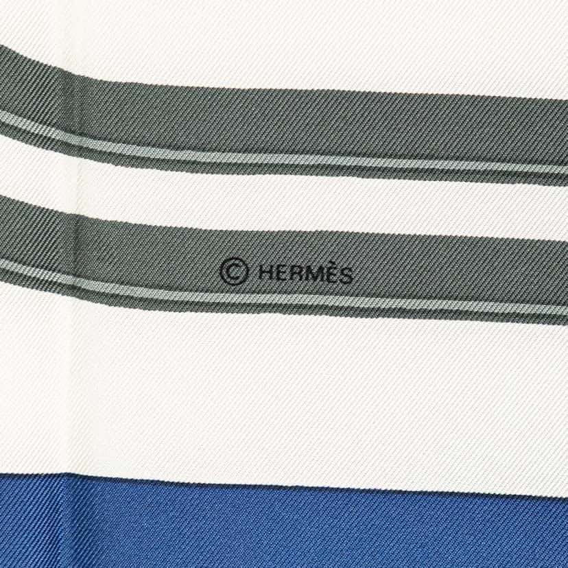 Hermès Brides de Gala Silk Scarf White Silk Good condition - Model View