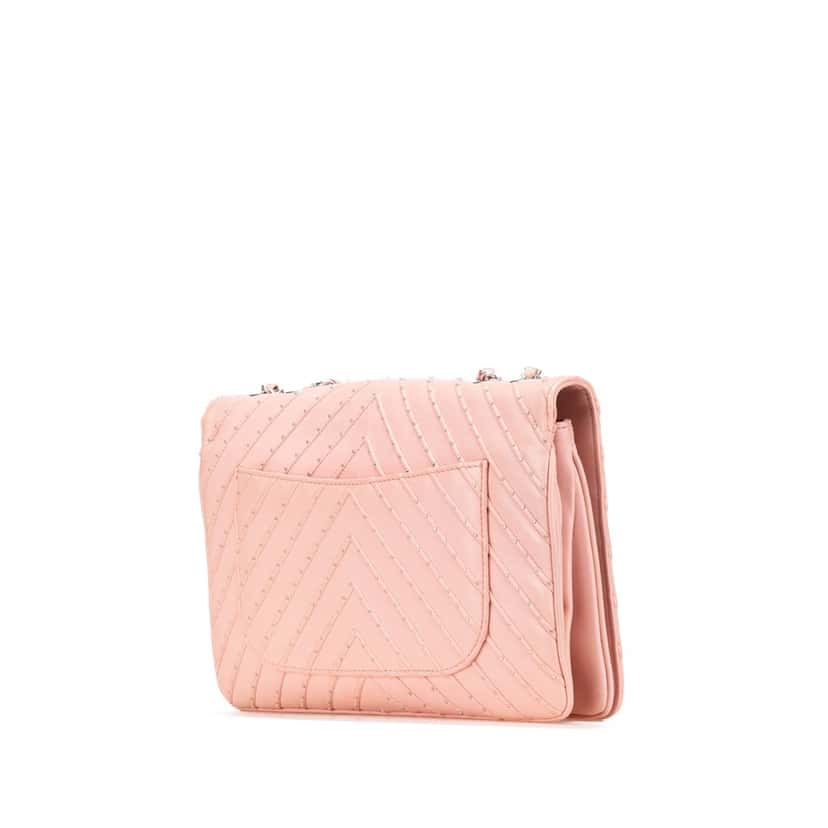 Chanel Chevron Calfskin Studded Full Flap Pink Leather Very good condition - Back View