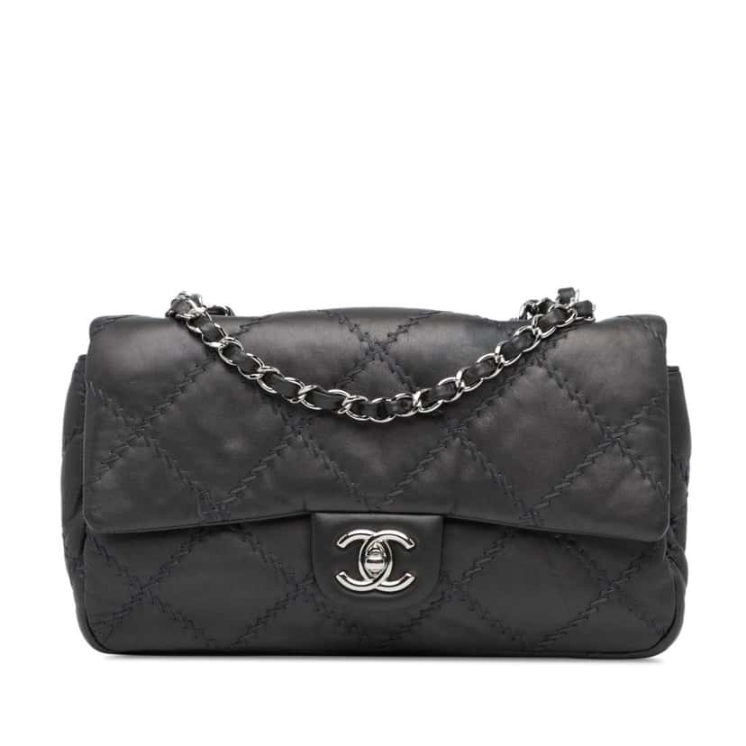 Chanel Medium Calfskin Ultimate Stitch Flap Grey Leather Good condition - Front View
