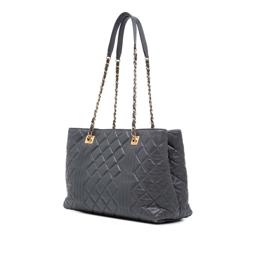 Chanel CC Quilted Lambskin Pin Tuck Tote Grey Leather Good condition - Back View