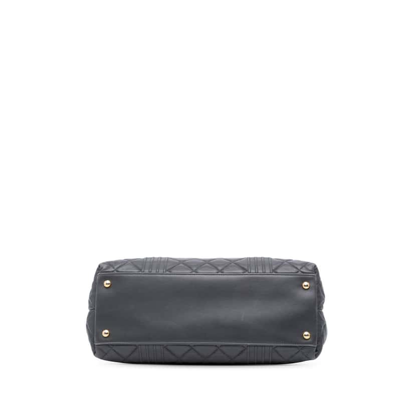 Chanel CC Quilted Lambskin Pin Tuck Tote Grey Leather Good condition - Inside View