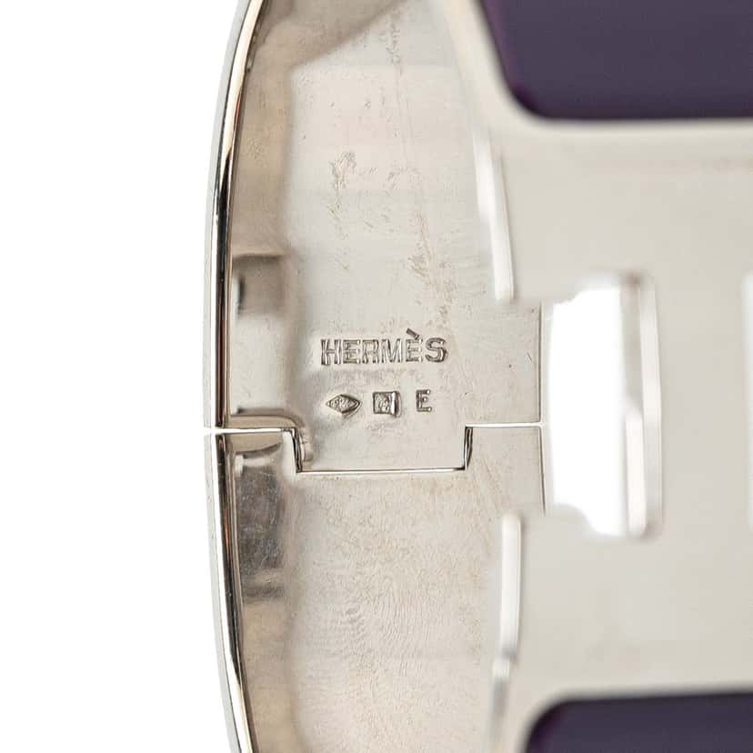 Hermès Wide Enamel Clic Clac H Bracelet PM Purple Good condition - Model View