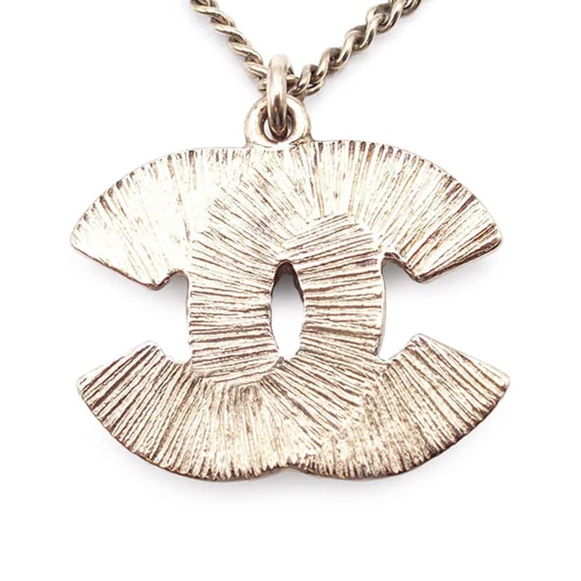 Chanel White Gold Enamel CC Pendant Necklace Gold Metal Good condition - Inside View
