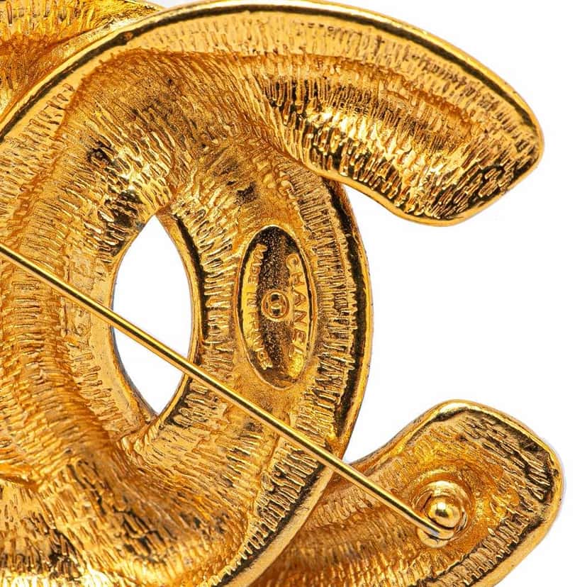 Chanel Gold Plated CC Quilted Brooch Gold Metal Good condition - Inside View