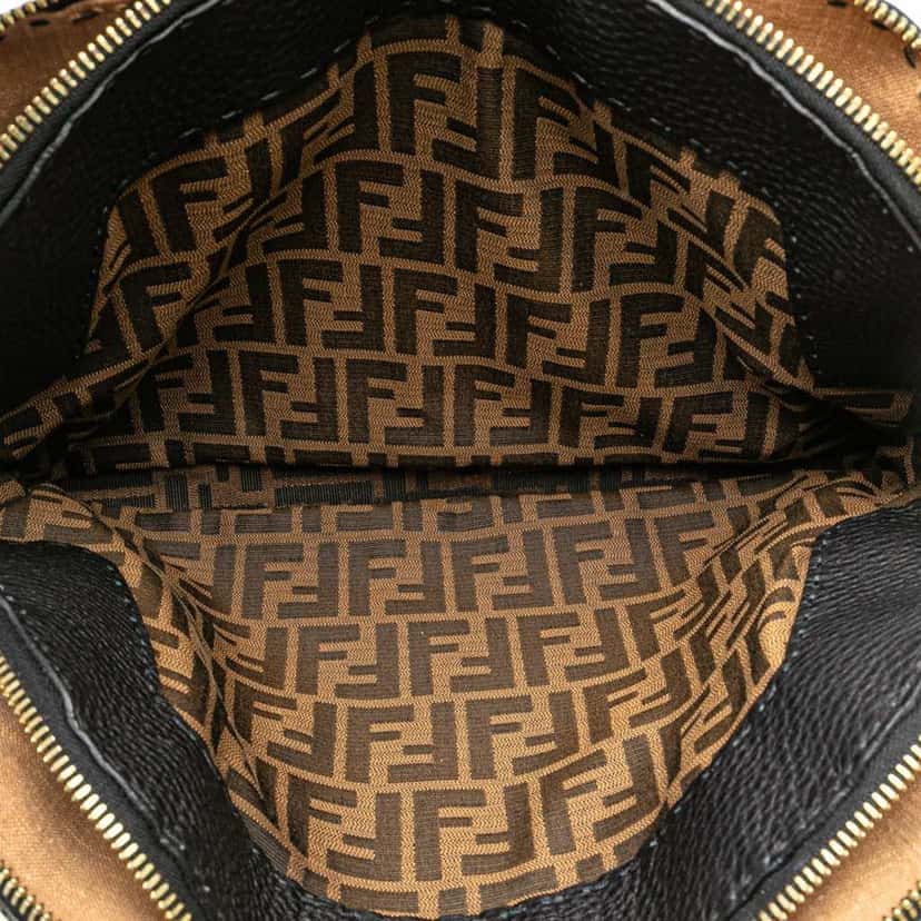 Fendi Pebbled Leather Selleria Dome Shoulder Bag Black Leather Good condition - Box View