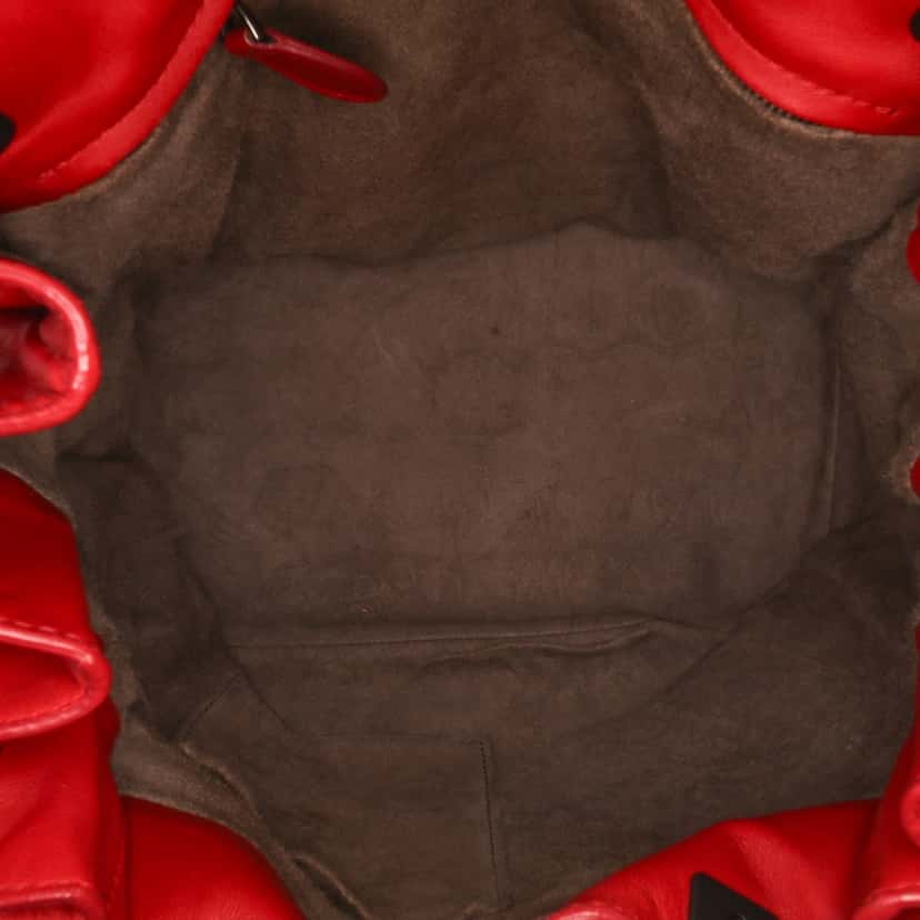 Bottega Veneta Nappa Intrecciato Bucket Bag Red Leather Good condition - Model View