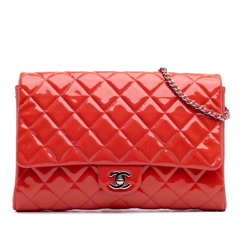 Chanel CC Quilted Patent Clutch with Chain Red Leather Good condition - Front View