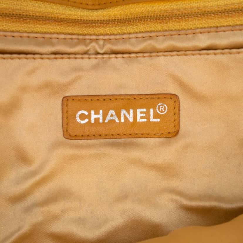 Chanel Medium New Travel Line Nylon Single Flap Yellow Good condition - Box View