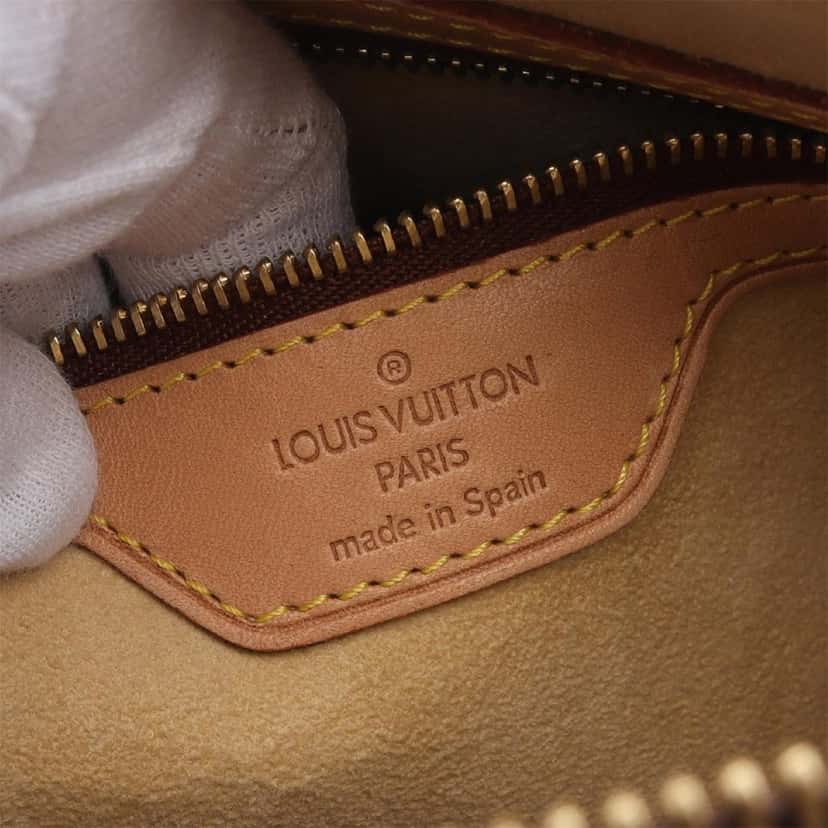 Louis Vuitton Monogram Looping GM Brown Canvas Good condition - Model View