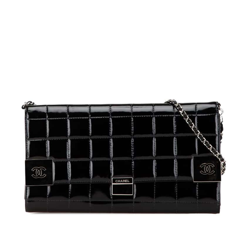 Chanel CC Chocolate Bar Patent Clutch on Chain Black Leather Good condition - Front View