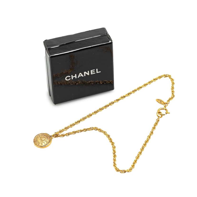 Chanel Gold Plated 31 Rue Cambon Pendant Necklace Gold Metal Good condition - Box View