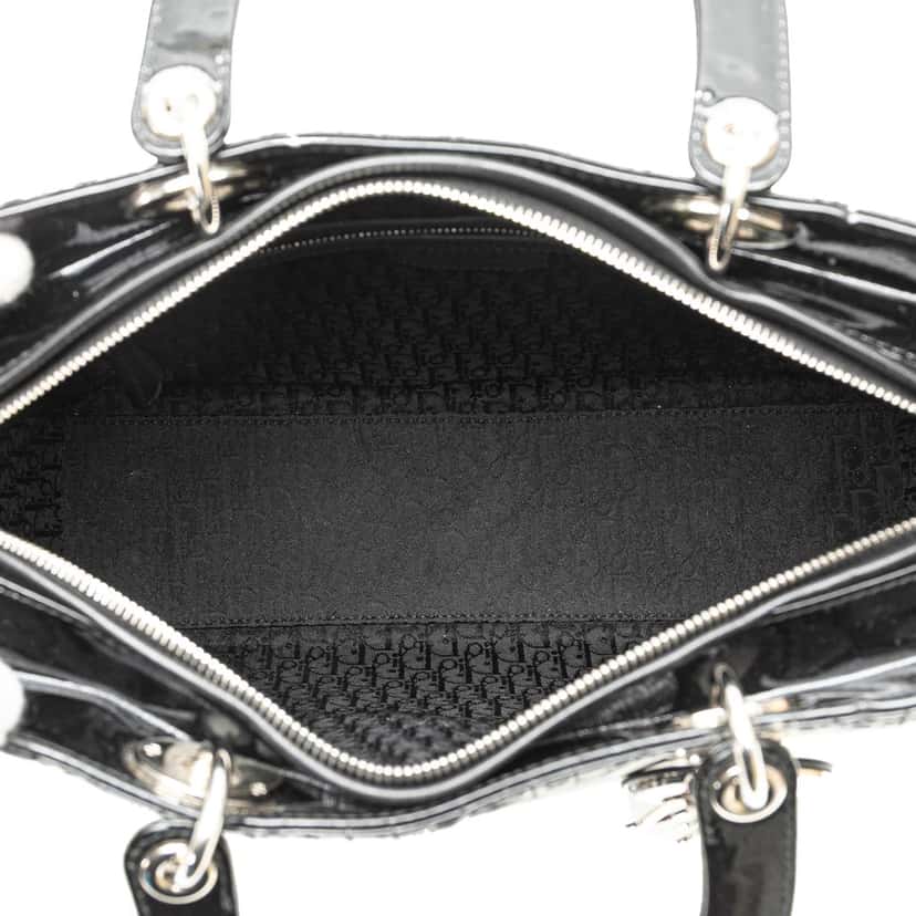Dior Large Patent Cannage Lady Dior Black Leather Good condition - Model View