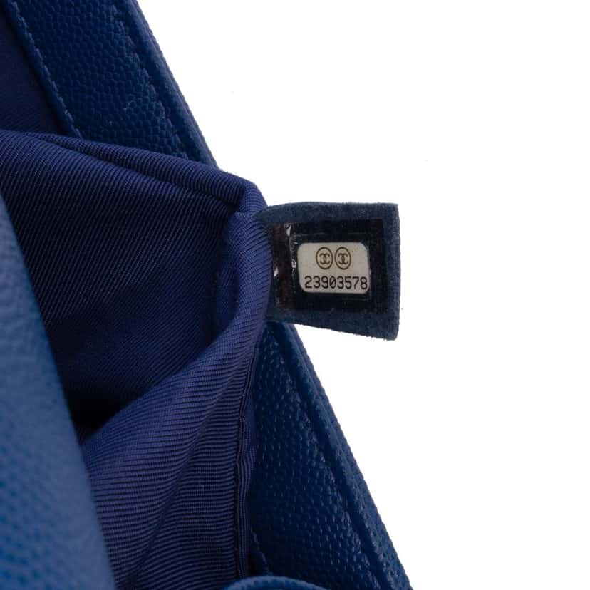 Chanel Old Medium Quilted Caviar Boy Flap Blue Leather Good condition - Box View