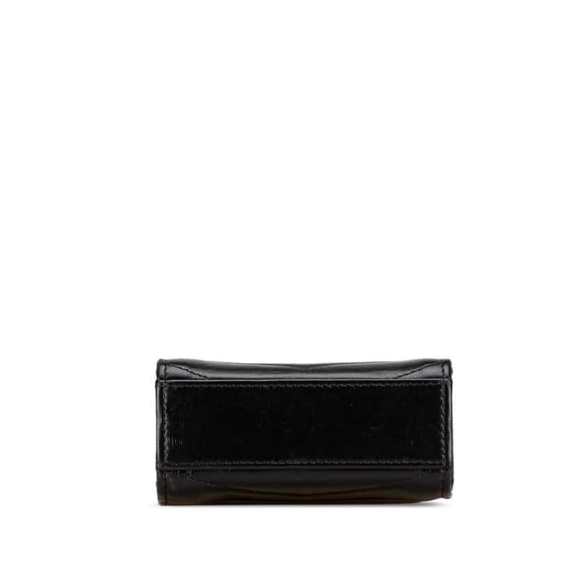 Chanel Calfskin CC Chevron Medal Envelope Vertical Clutch With Chain Black Leather Good condition - Inside View