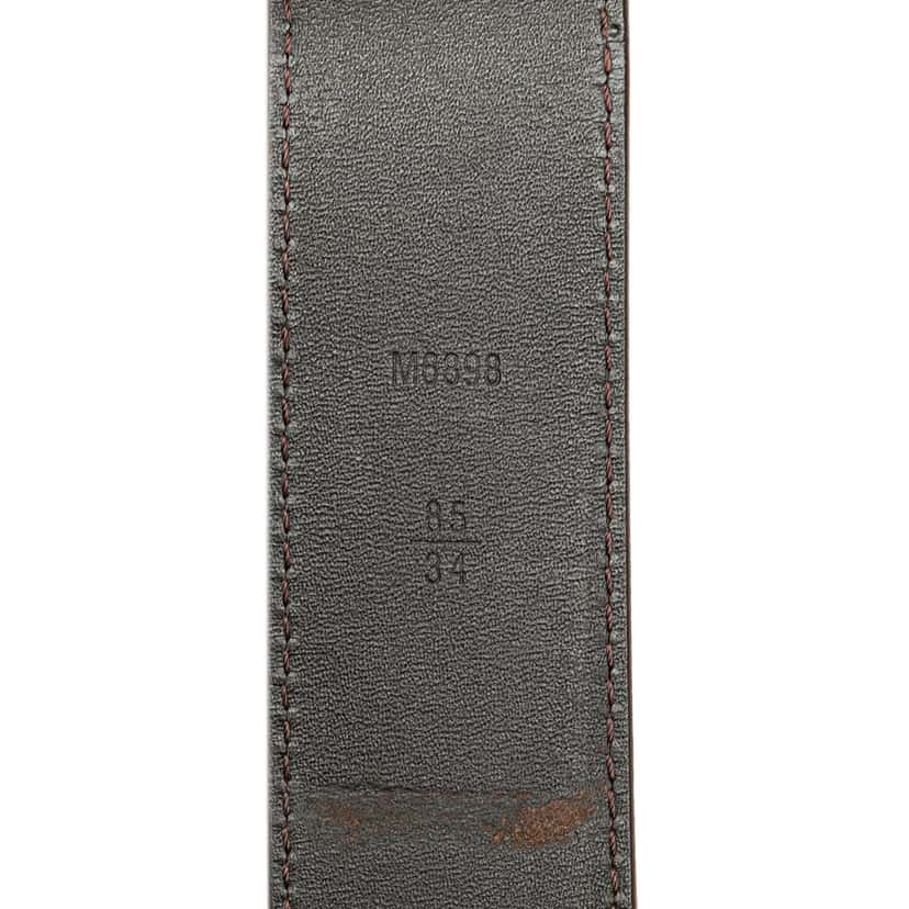 Louis Vuitton Taiga Initiales Belt Grey Leather Good condition - Box View