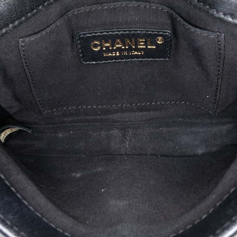Chanel Small Quilted Lambskin Private Affair Camellia Flap Black Leather Good condition - Model View