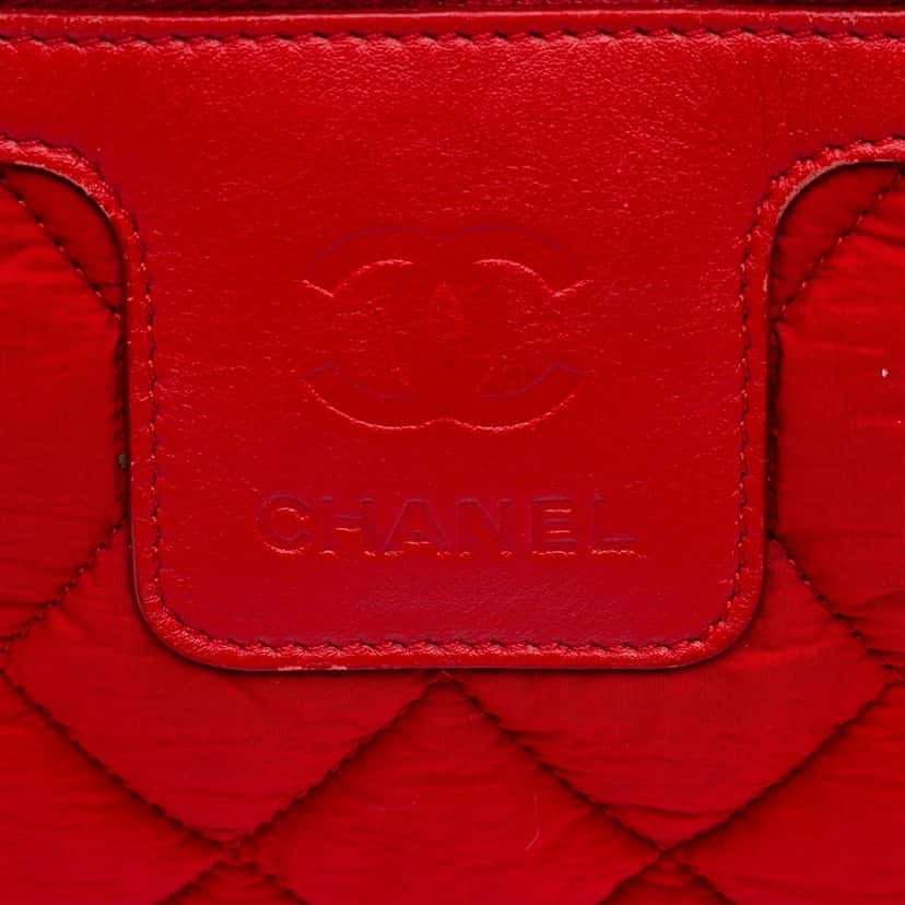 Chanel Small Quilted Nylon Coco Cocoon Tote Red Good condition - Box View