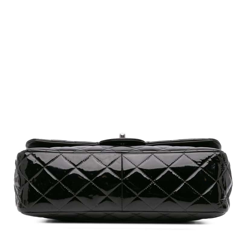 Chanel Jumbo Classic Patent Double Flap Black Leather Good condition - Inside View