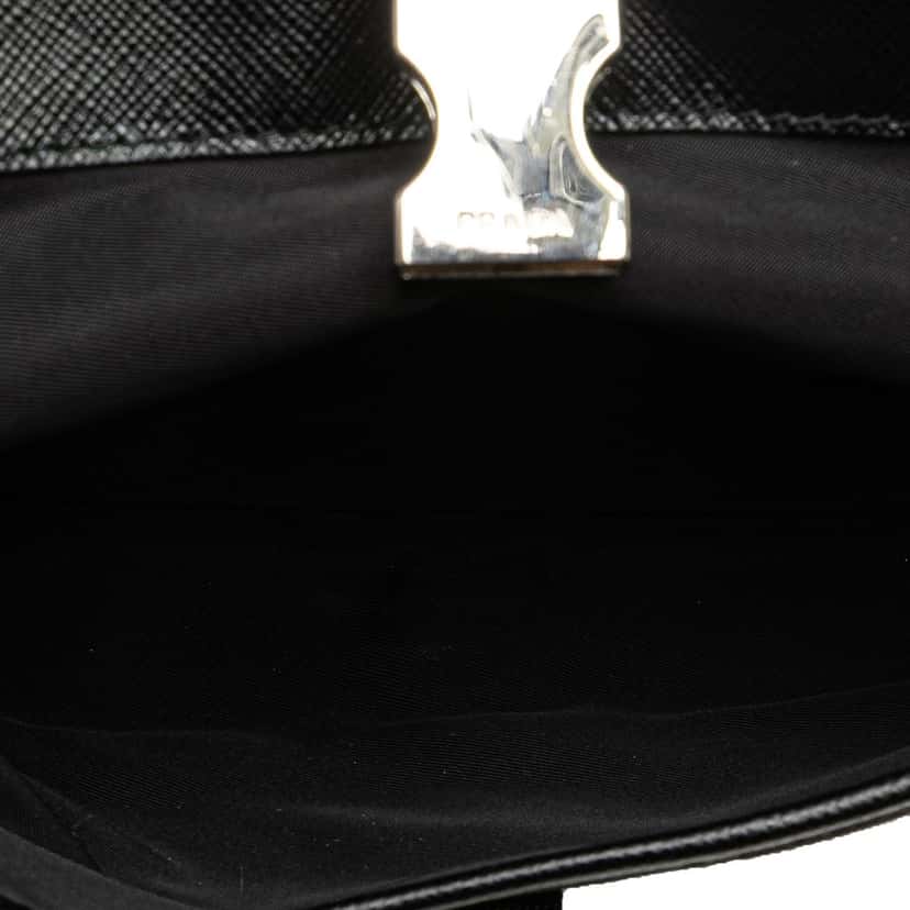 Prada Saffiano Trimmed Tessuto Belt Bag Black Good condition - Model View