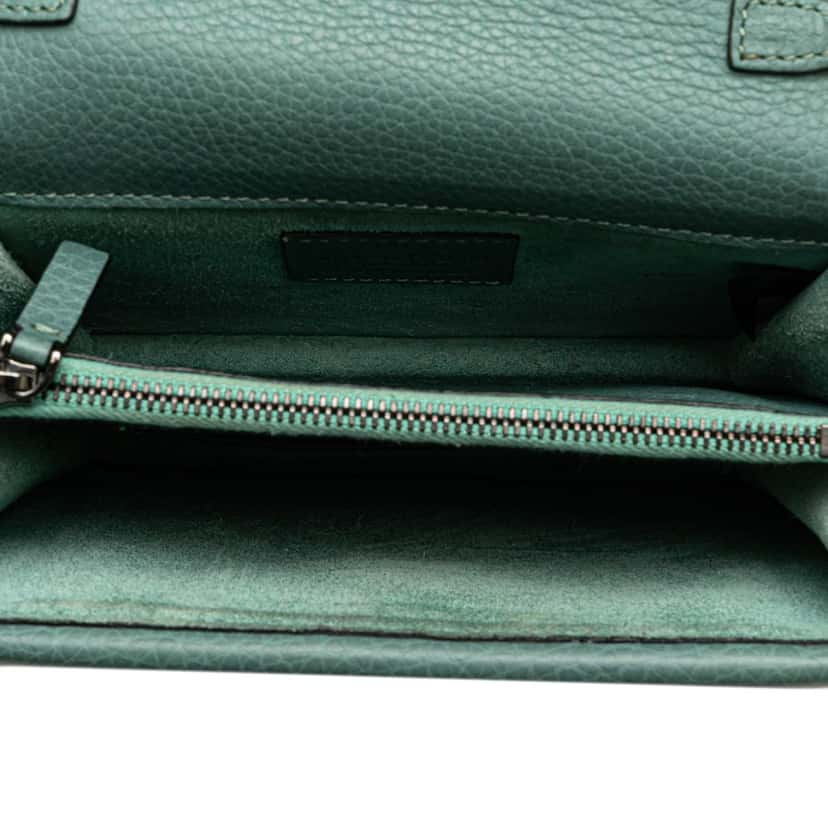 Valentino Pebbled Calfskin Rockstud Wallet On Chain Blue Leather Good condition - Box View