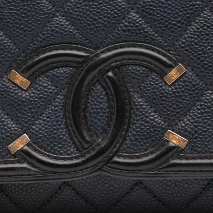 Chanel Medium Bicolor Caviar CC Filigree Flap Blue Leather Good condition - Box View