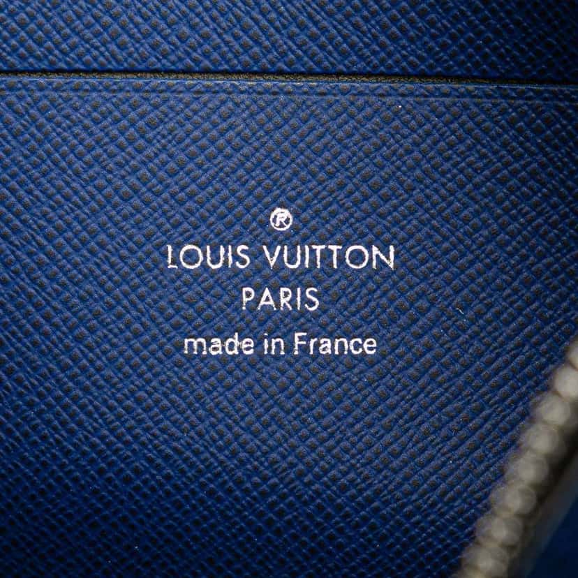 Louis Vuitton Monogram Taigarama Pochette Discovery PM Blue Canvas Good condition - Box View